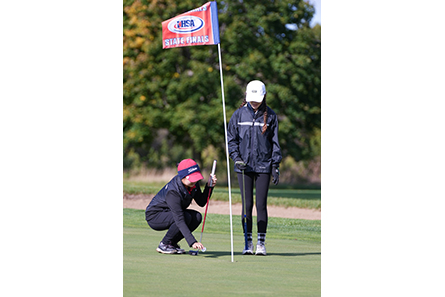 Girls Golf | IHSA Sports & Activities