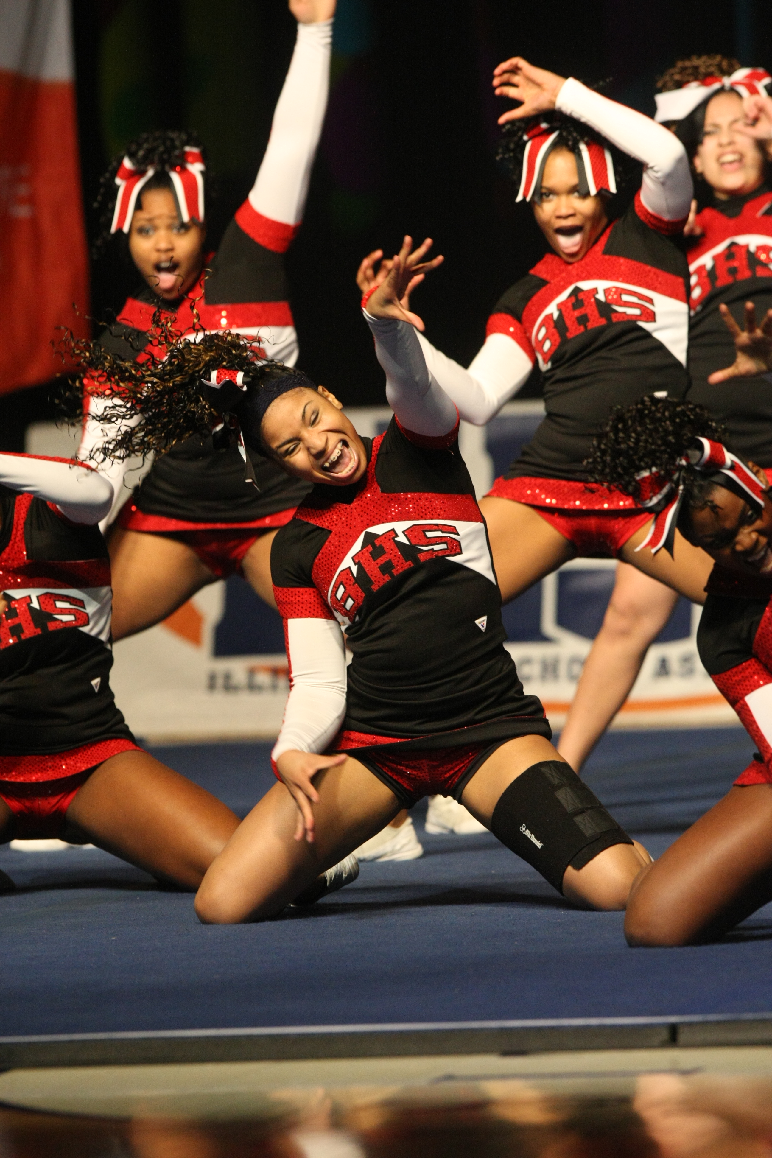 STATE CENTRAL Competitive Cheerleading IHSA